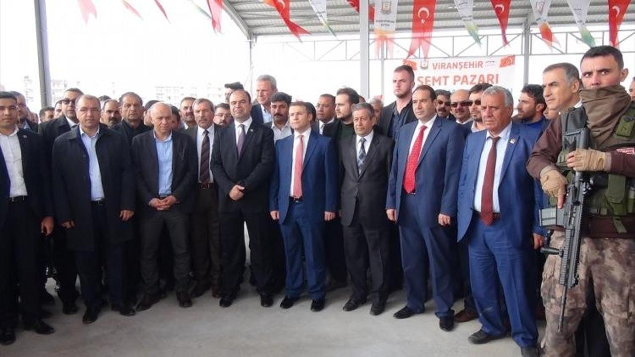 Viranşehir'de semt pazarı ile spor tesisin açılışı yapıldı