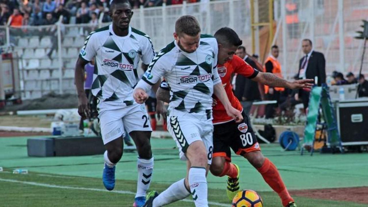 Adana'da 113 dakikalık olaylı maç bitti!