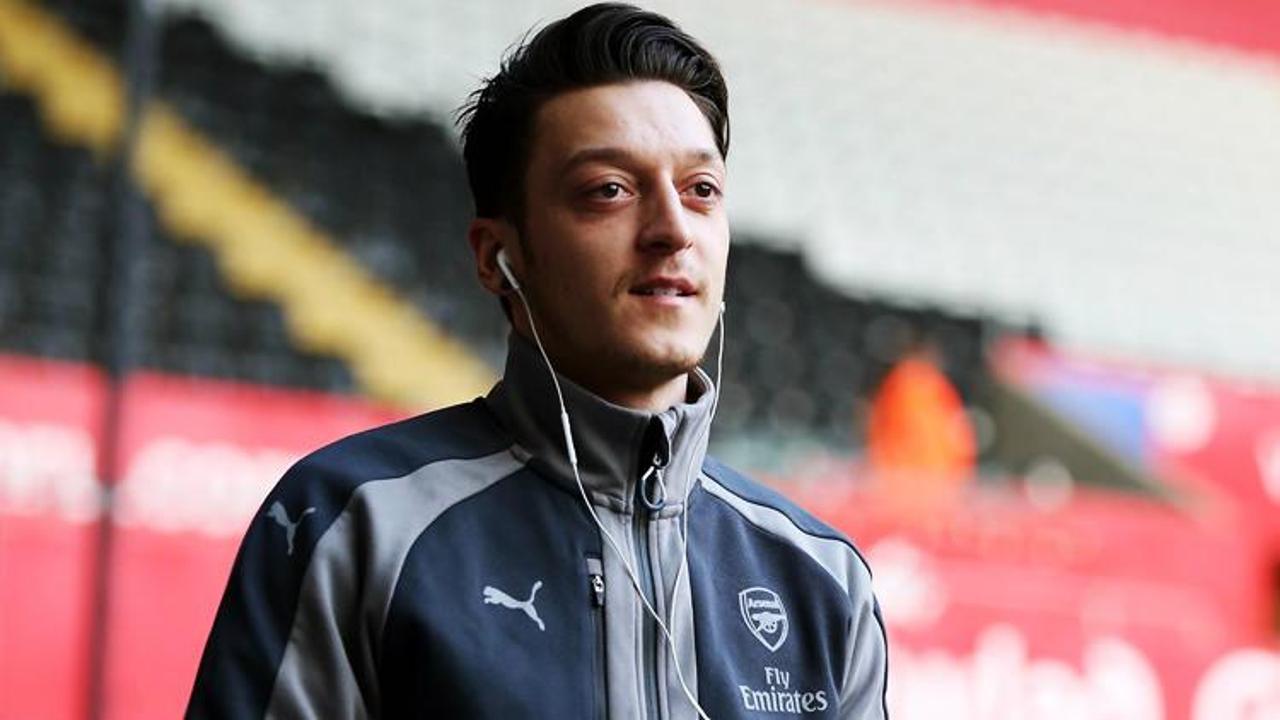 Bayern maçı öncesi Mesut Özil'den kötü haber!