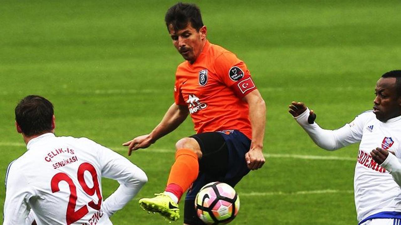 Emre Belözoğlu'dan Başakşehir'e kötü haber!