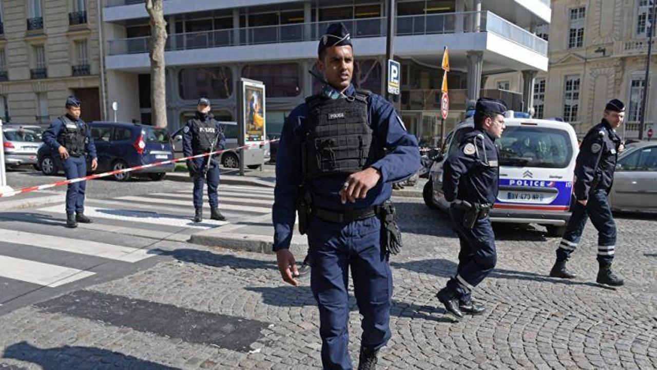 Fransa'da 2. şok! Kolejde silah sesleri!