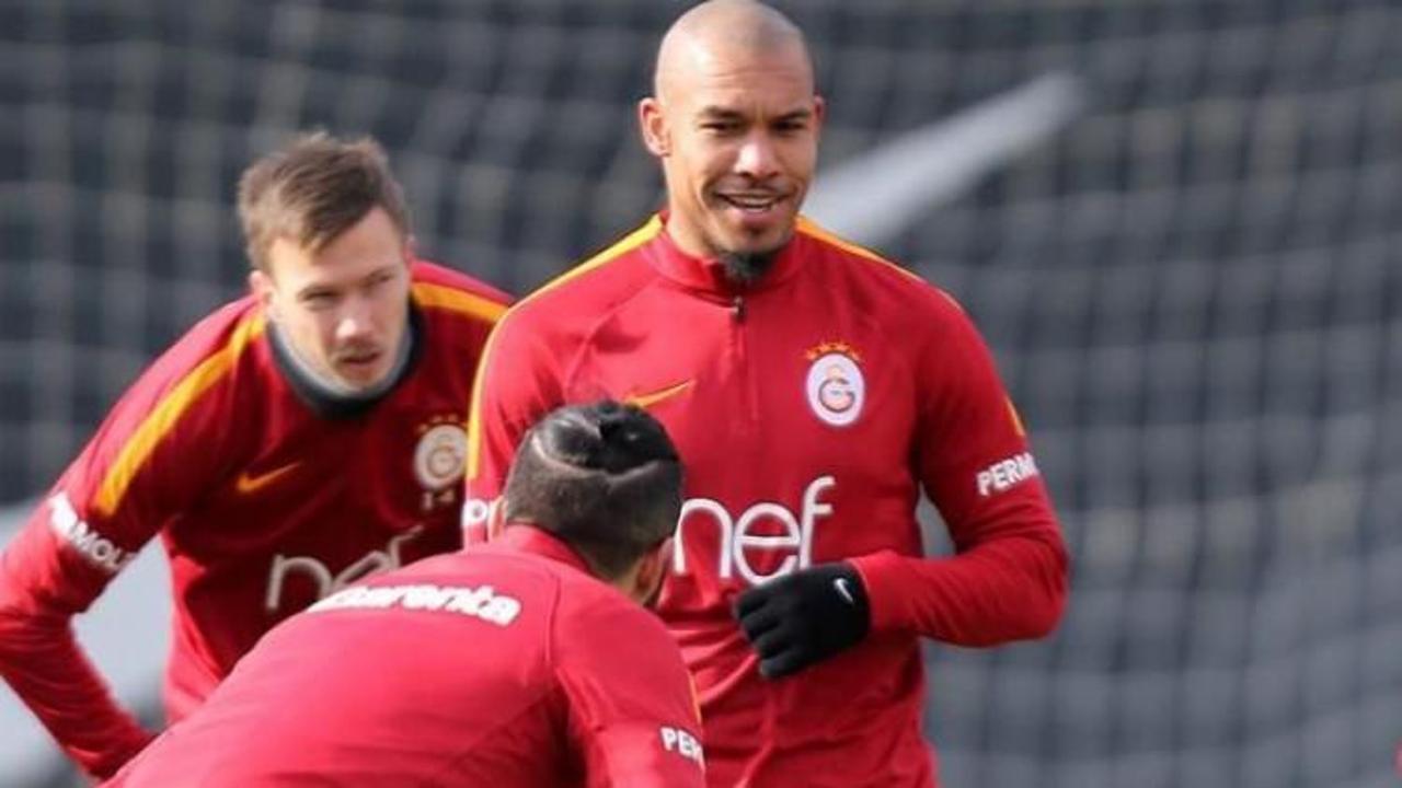 Galatasaray'a de Jong'tan iyi haber