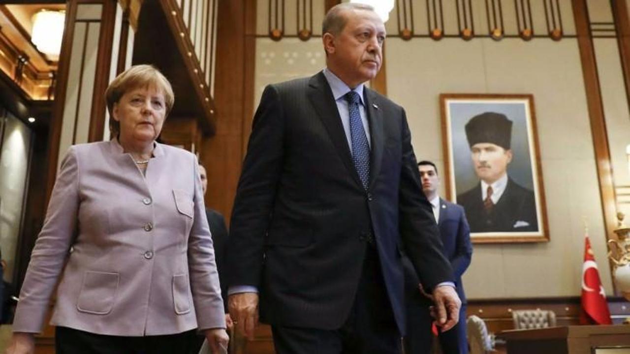 Alman gazeteciden Merkel'e Erdoğan sorusu