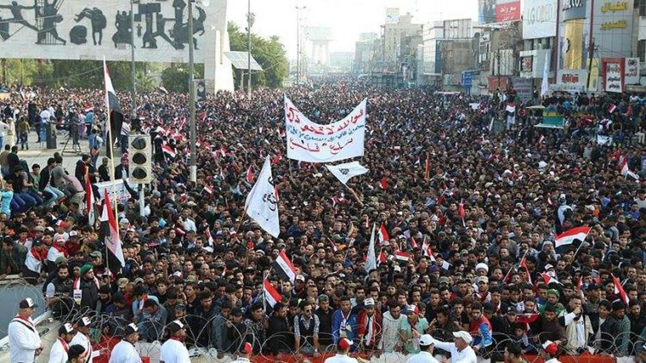 Bağdat'ta Sadr eylemi!
