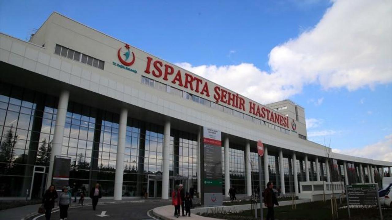 Isparta Şehir Hastanesi hasta kabulüne başladı