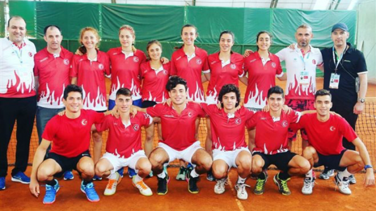Türkiye, ISF Dünya Tenis Şampiyonası'nda Hem Erkeklerde Hem Kızlarda Şampiyonluğa Ulaştı