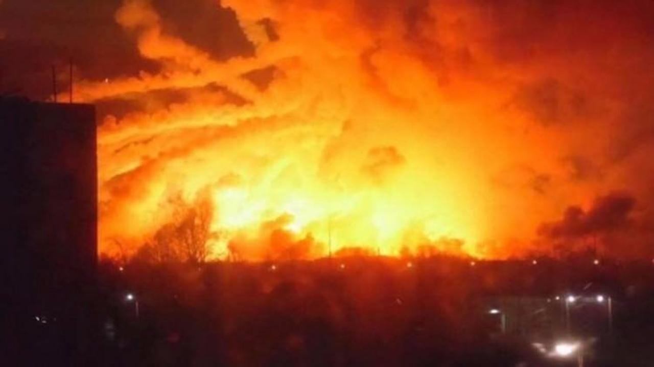 Ukrayna'da büyük yangın!