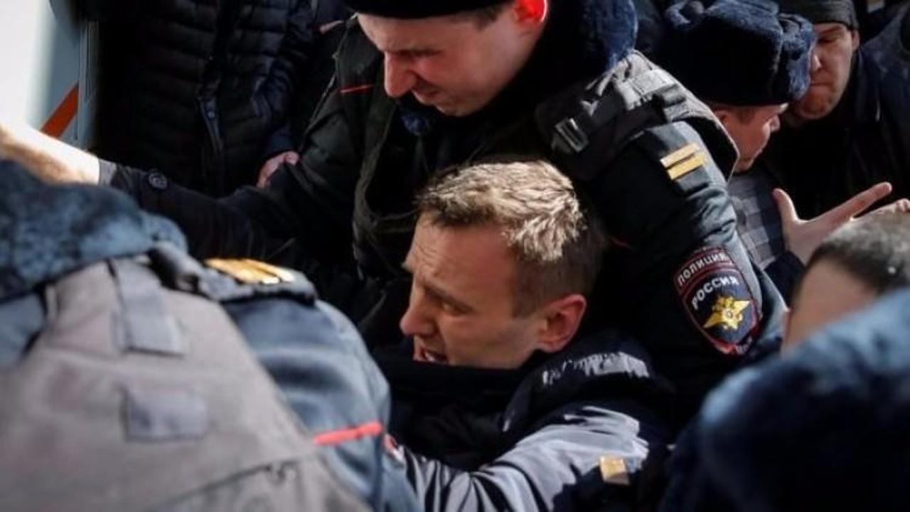 Rus lideri ve yüzlerce gösterici gözaltında