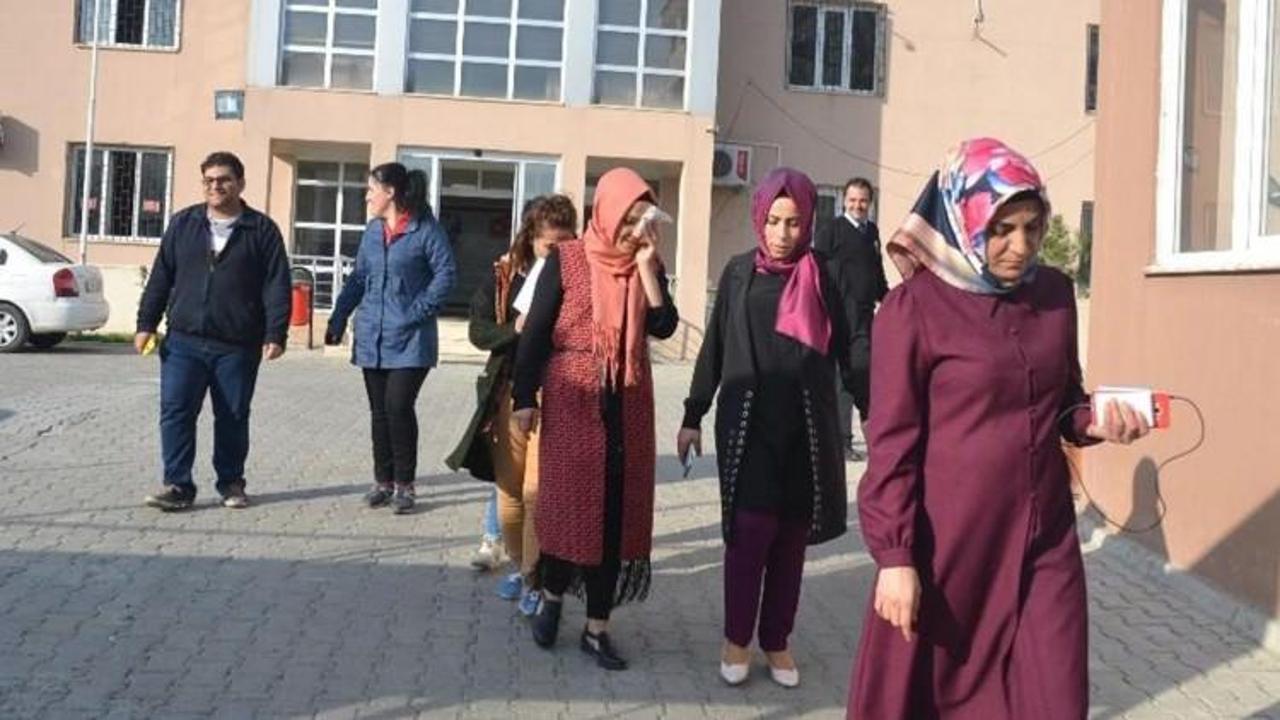 AK Partili kadınlara taşlı saldırı: Yaralılar var