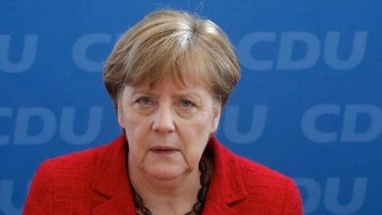 Almanya'da MİT krizi! Merkel küplere bindi