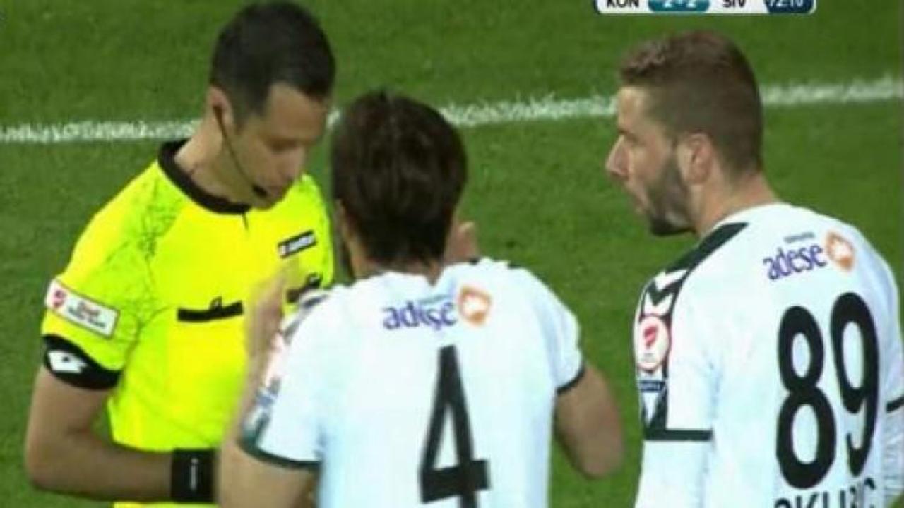 Konyaspor-Sivasspor maçında ilginç anlar!
