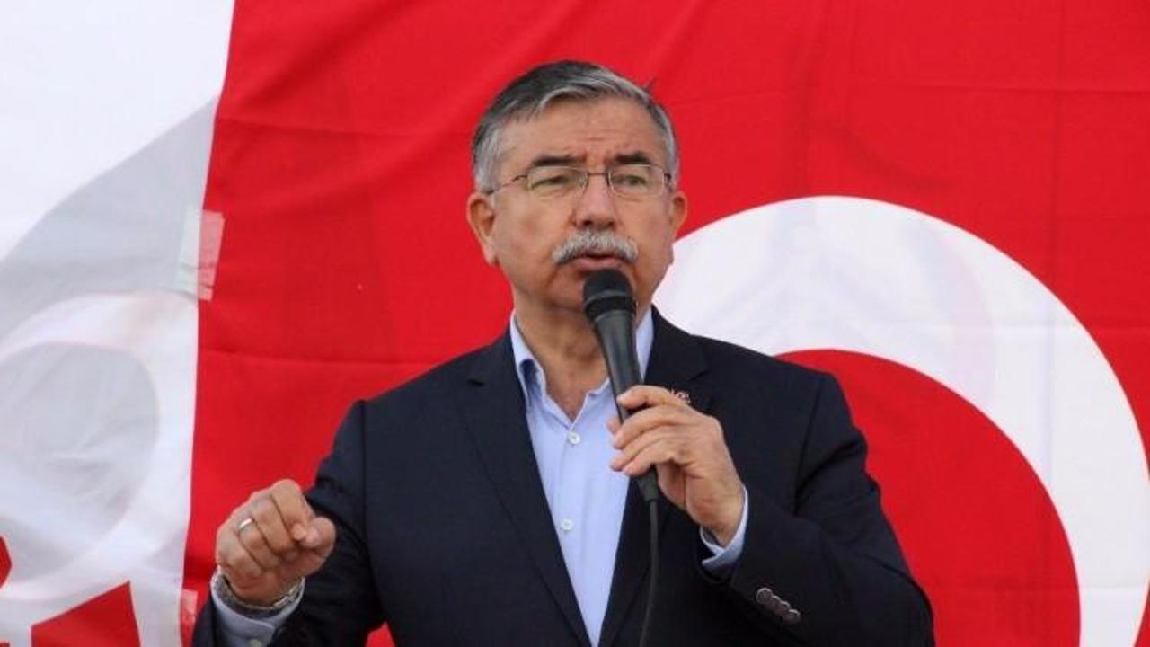 Bakan CHP İlçe Başkanlığı'nda ’Evet’i anlattı