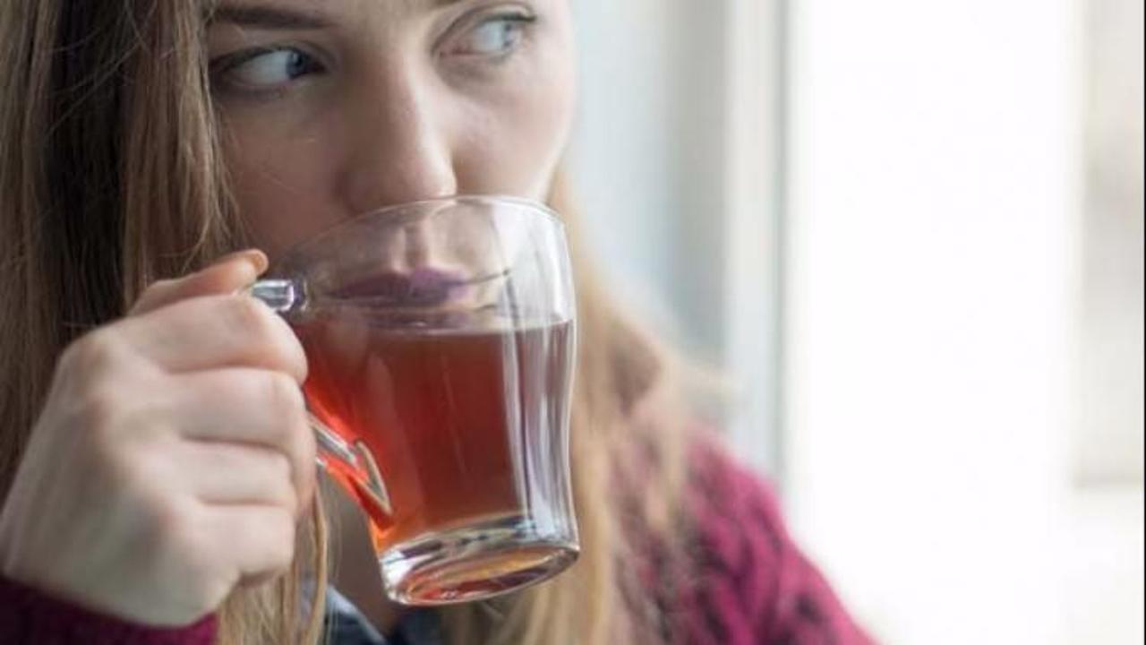 Çok fazla çay içiyorsanız hemen bacağınıza bakın!