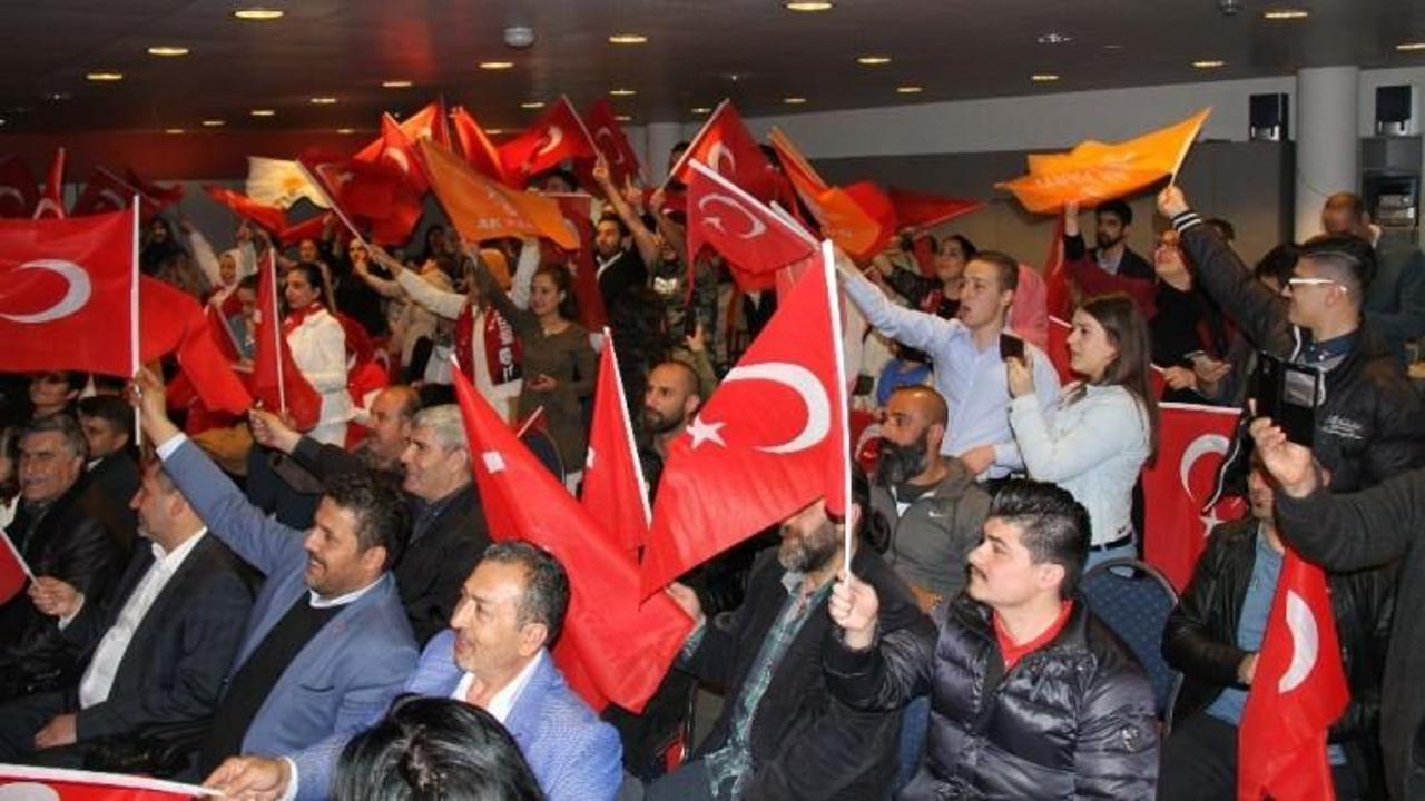 Belçika’da ’evet’ coşkusu