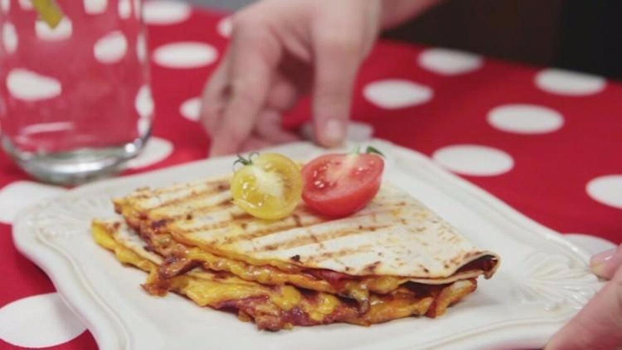 Pastırmalı lavaş tost tarifi