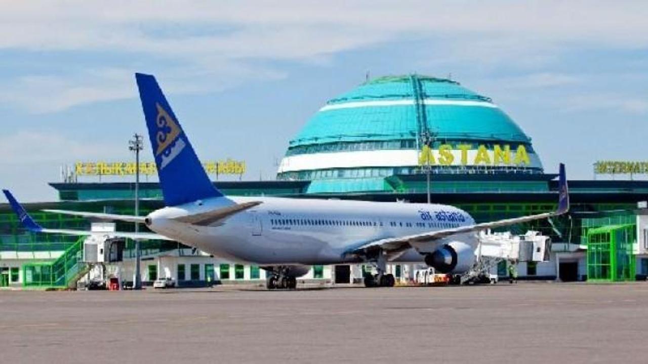 Sigara içen Türk yolcu uçaktan indirildi