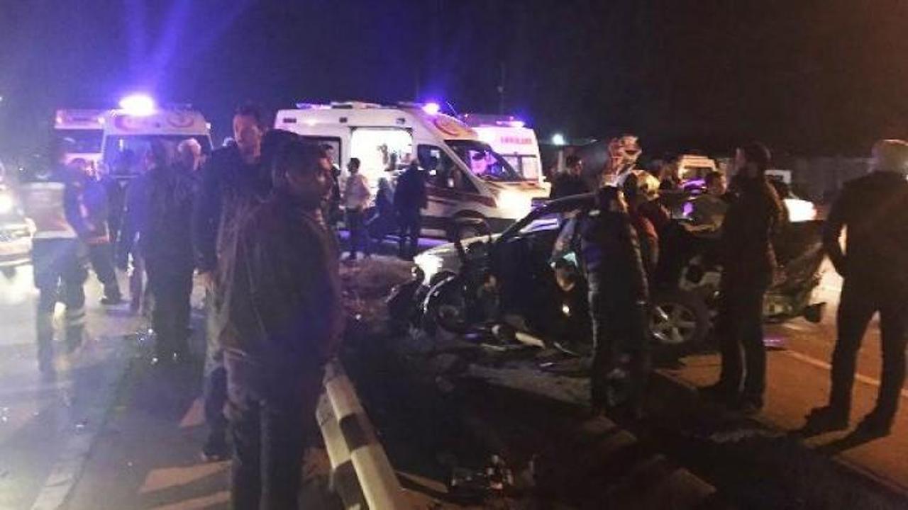 Sakarya'da feci kaza: 8 yaralı