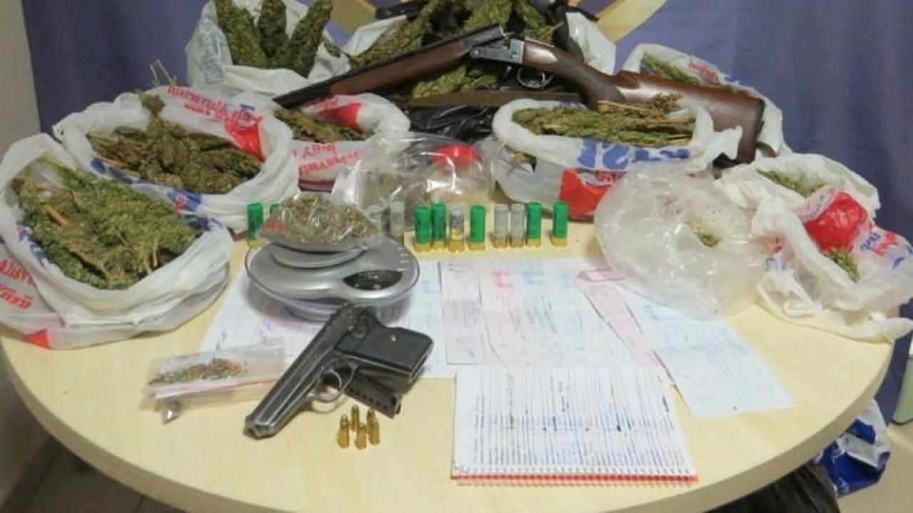 Uyuşturucu operasyonunda 10 kişi tutuklandı