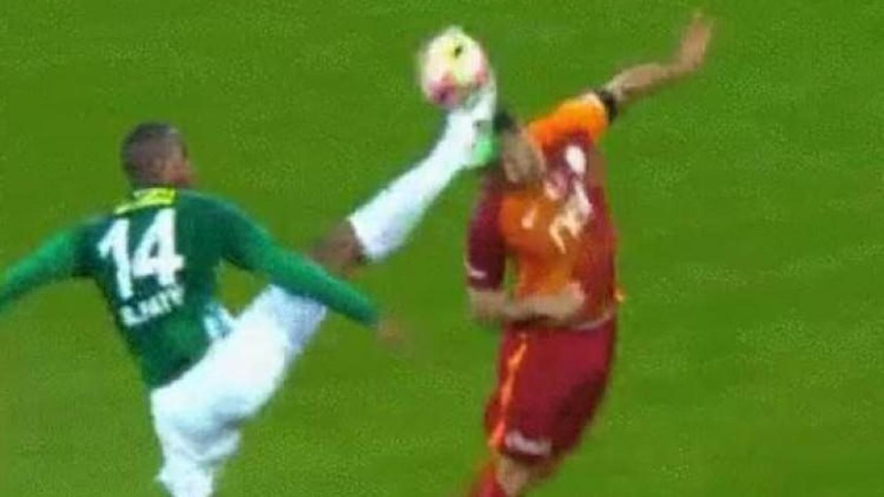 Bursa'da gözyaşları ve kırmızı kart isyanı