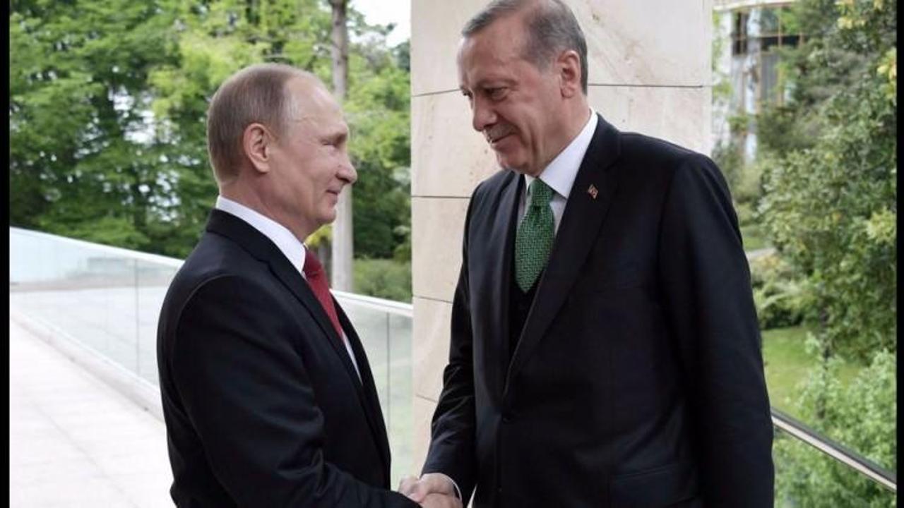 Erdoğan ve Putin telefonda görüştü!