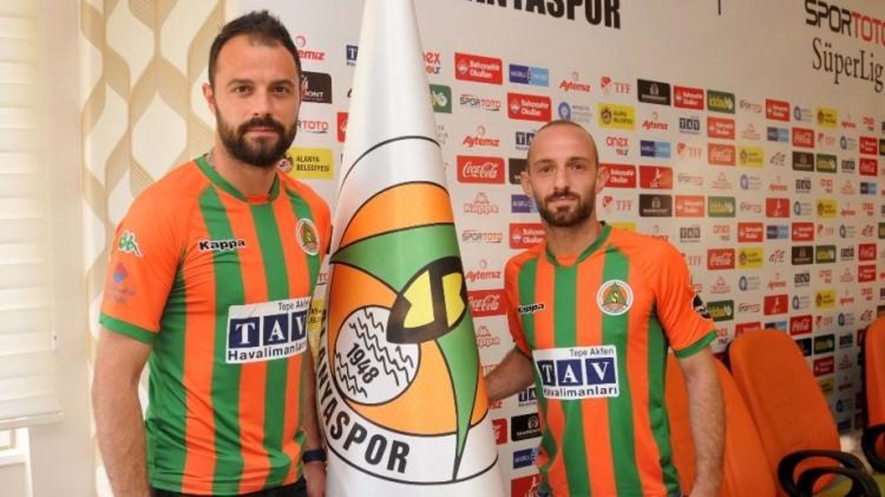 Aytemiz Alanyaspor’da çifte imza!