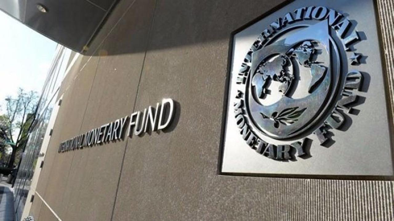 IMF, Yunanistan için beklentilerini düşürdü