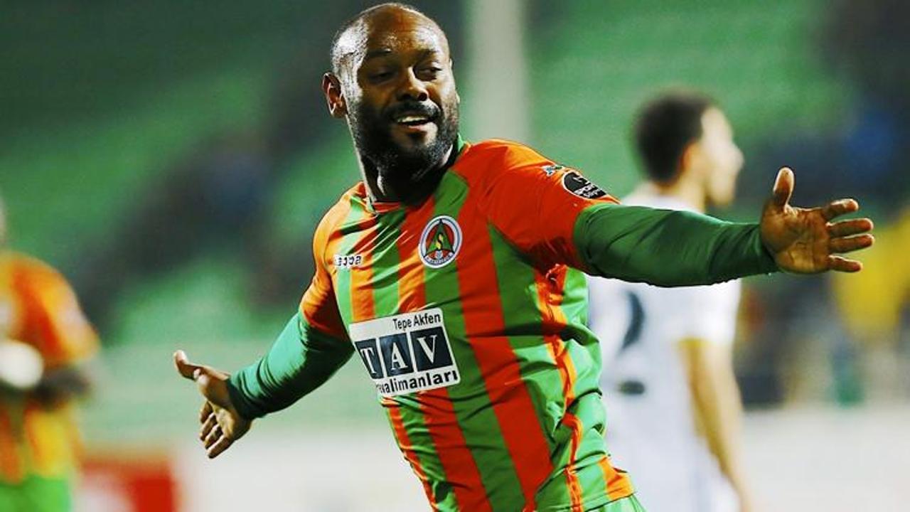 Süper Lig'de bomba patlıyor! Vagner Love...