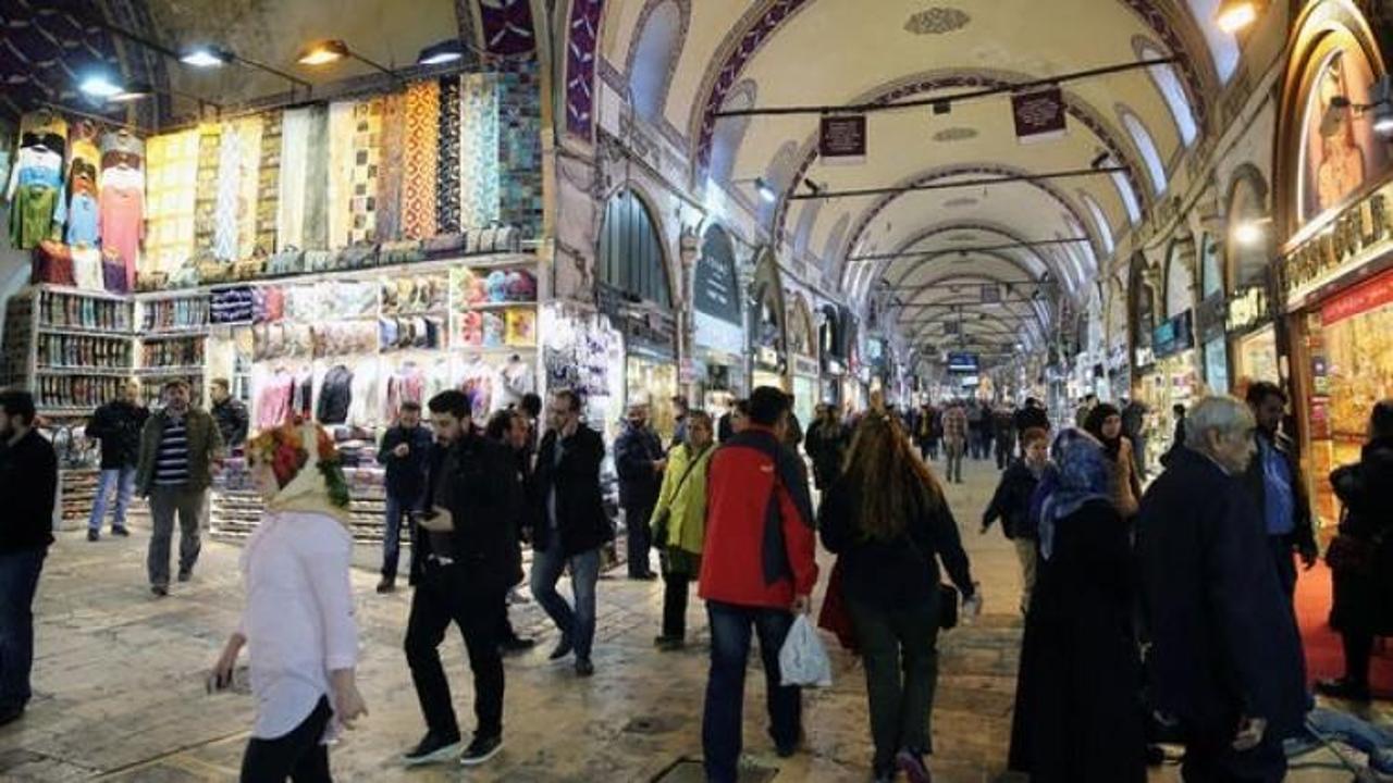 Kapalı&ccedil;arşı&rsquo;da umut lokum ve baharatta