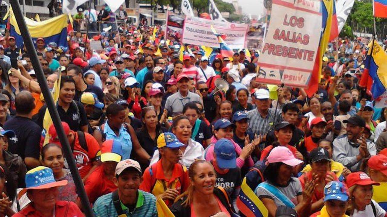 Maduro net konuştu: Barış mı şiddet mi?