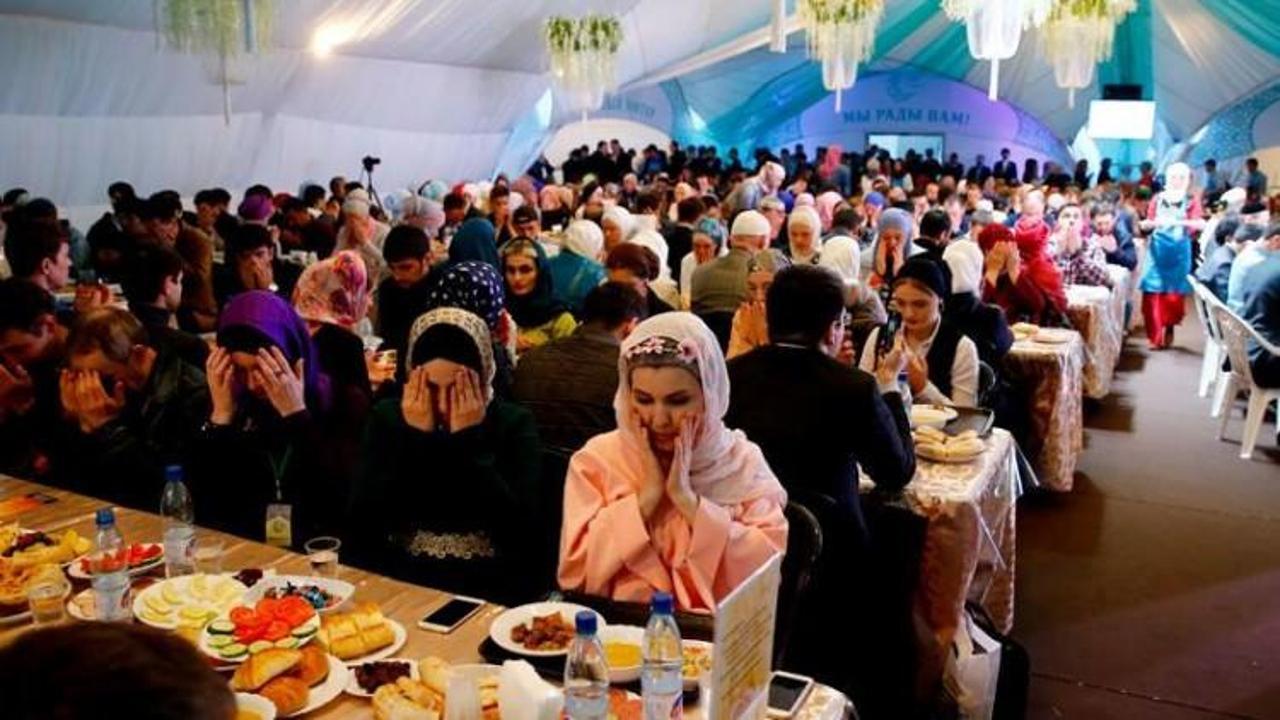 Moskova'da ilk iftar 