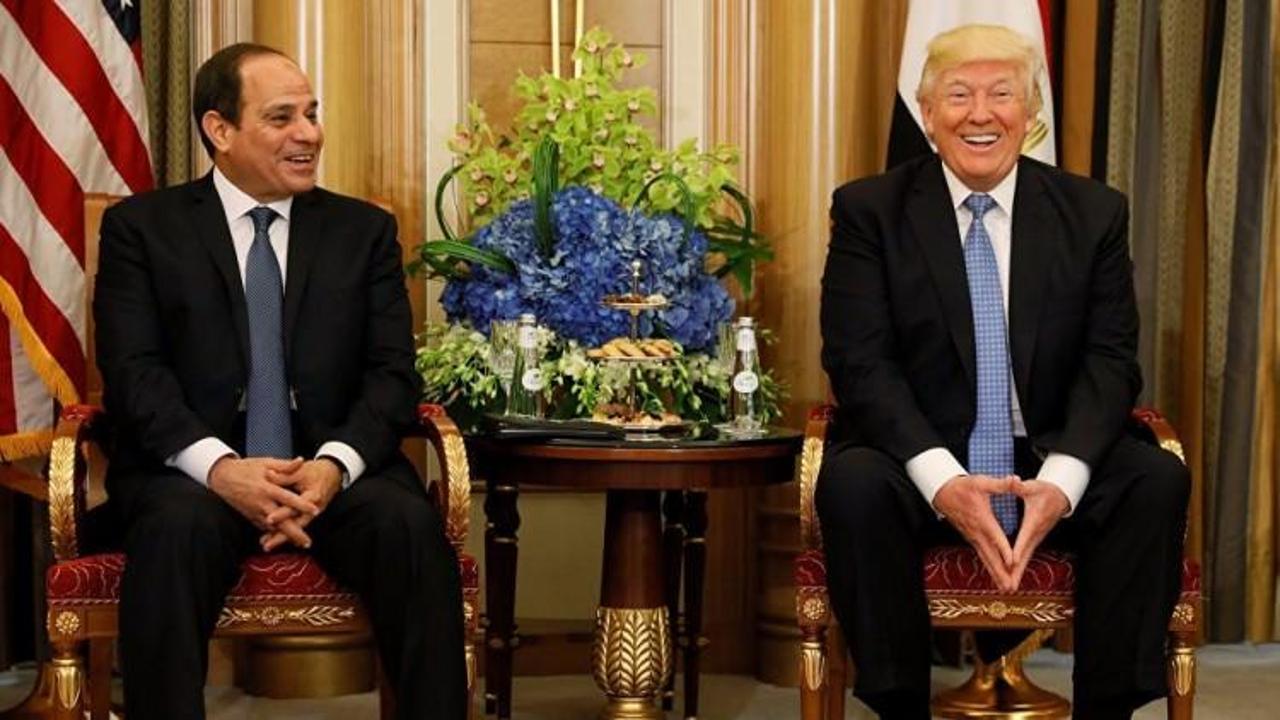 Sisi, Trump'a methiyeler dizdi!