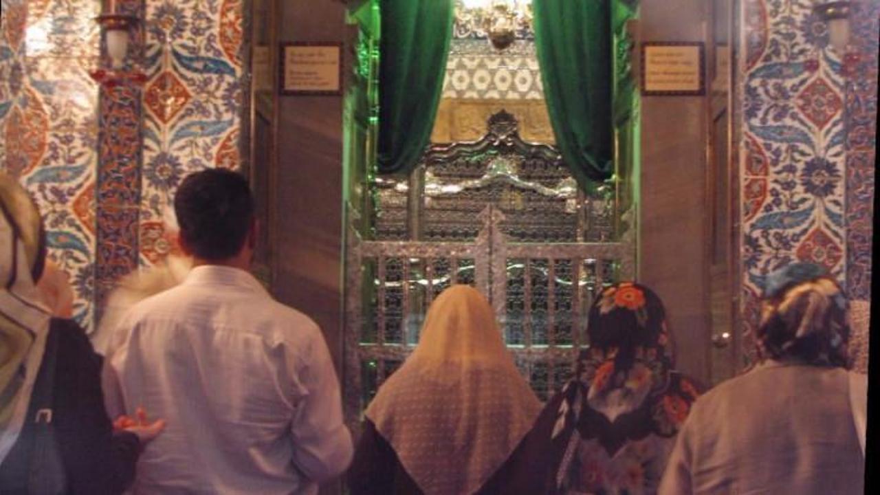 Eyüp Sultan Türbesi ramazanda 24 saat açık olacak