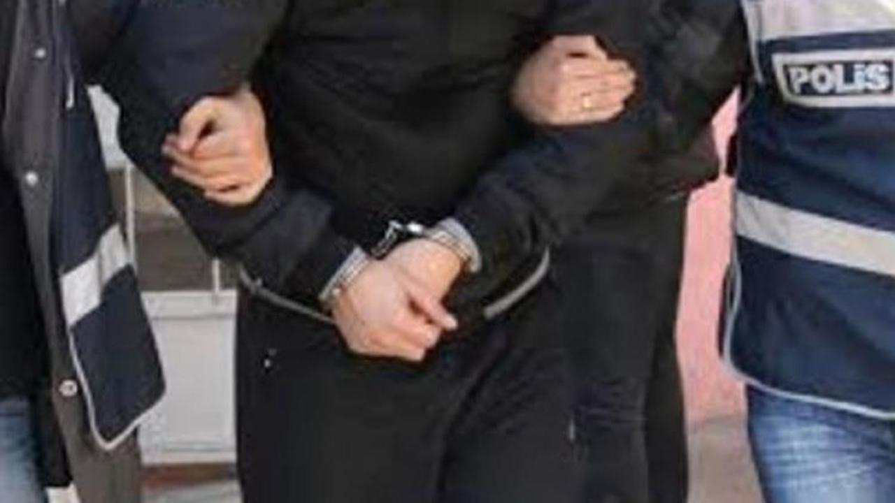 Uşak'ta FETÖ'den 5 tutuklama