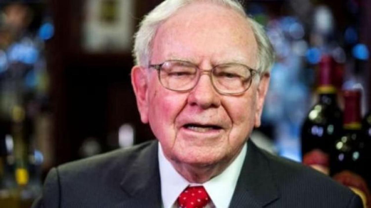 Buffet ile öğle yemeği için milyonlar ödedi