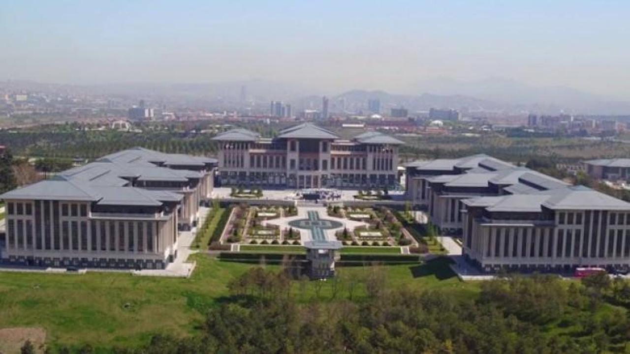 K&uuml;lliye karşısına '15 Temmuz Milli M&uuml;cadele Anıtı'