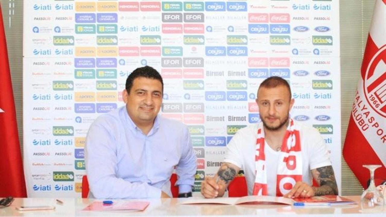 Antalyaspor 2. transferini açıkladı
