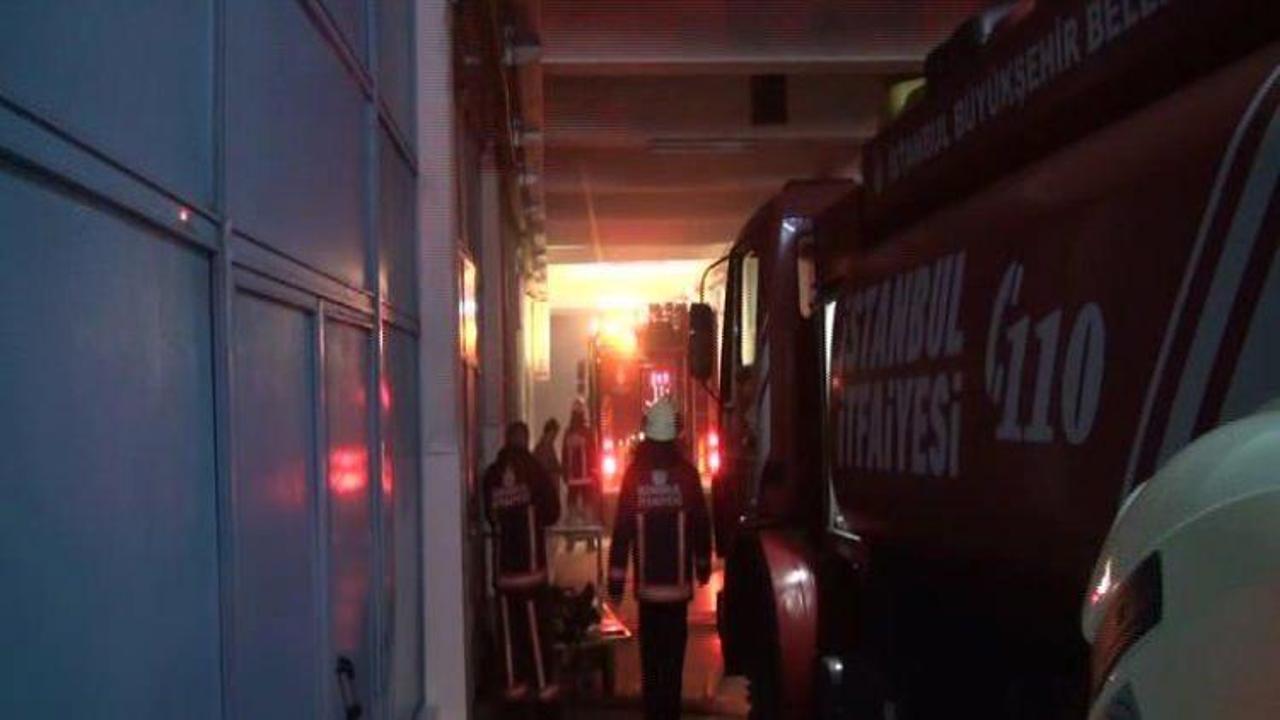 Bayrampaşa'da sanayi sitesinde yangın!