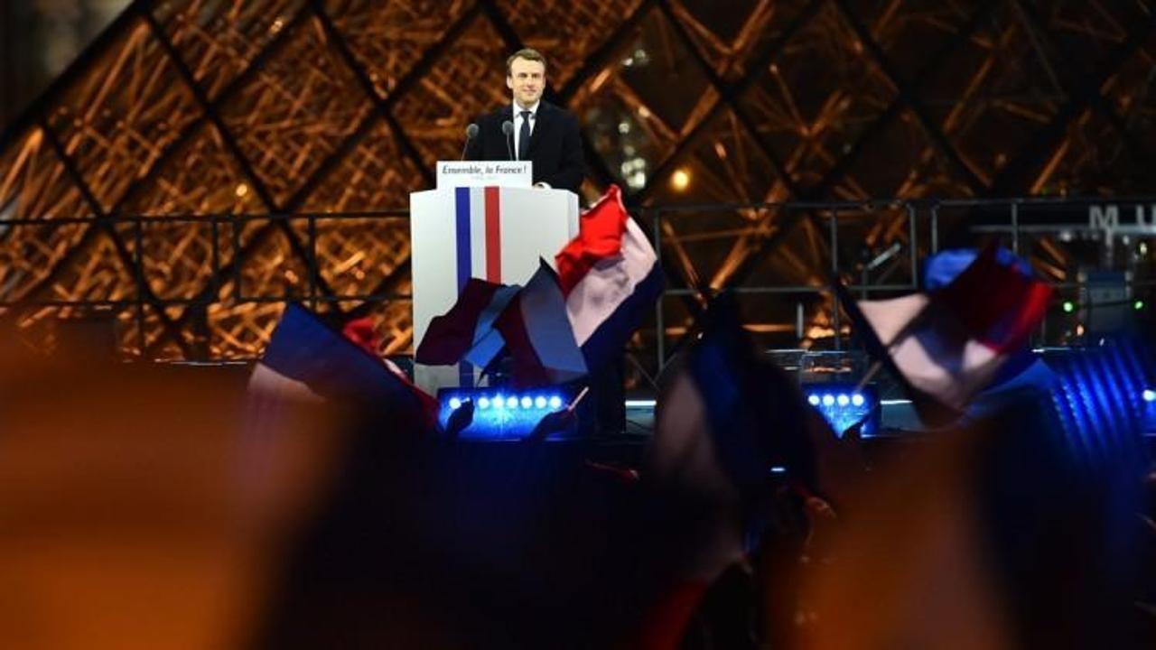 Fransa'da zafer Macron'un