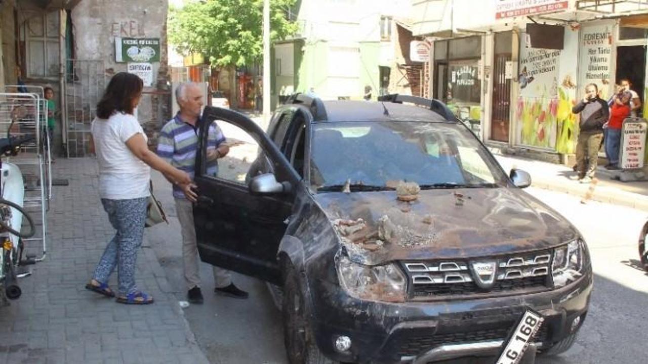 İzmir Valisinden deprem sonrası ilk açıklama