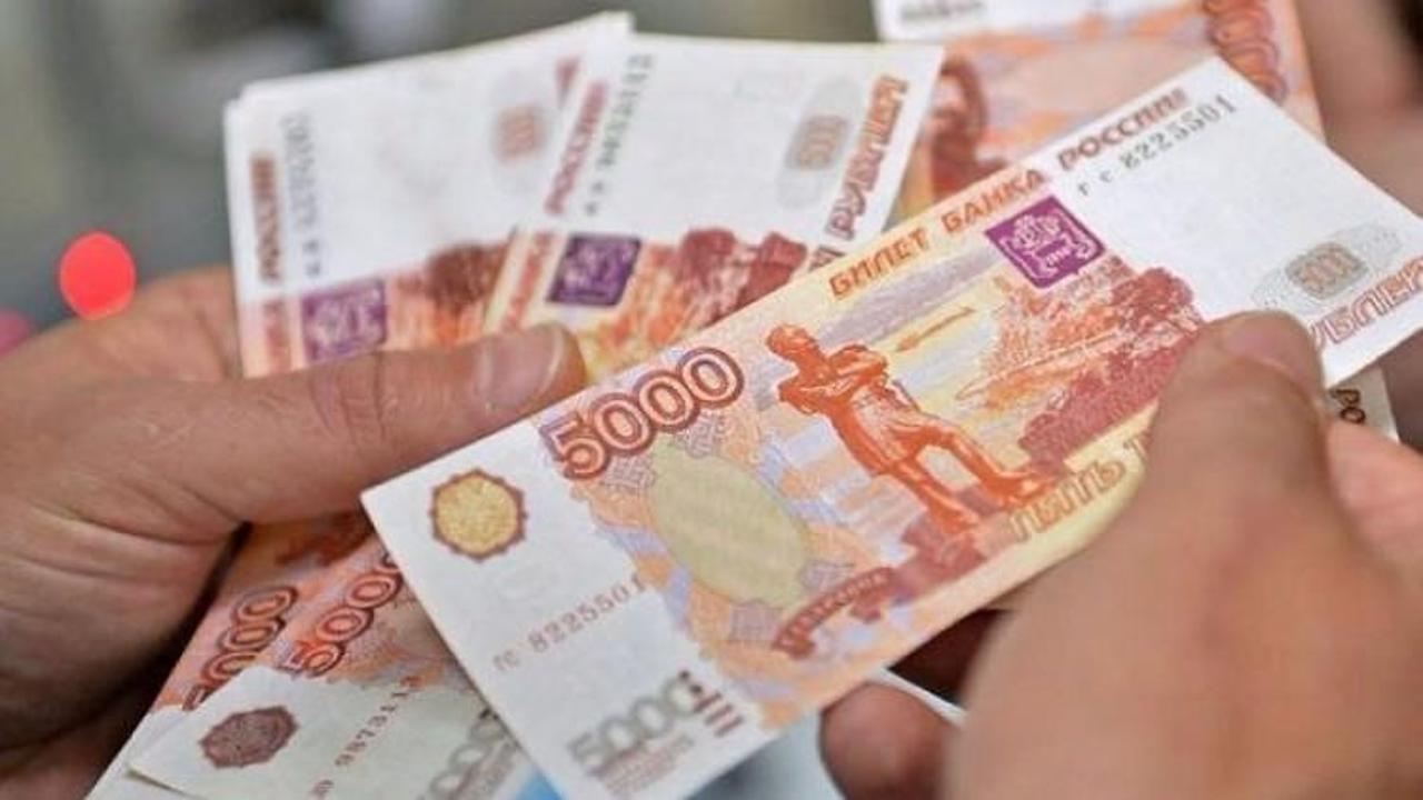 Rusya'nın parasal tabanı genişledi