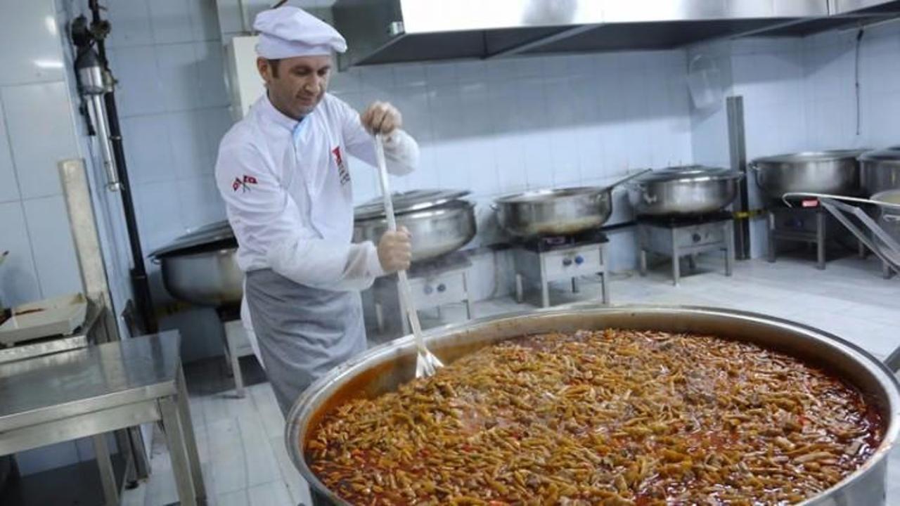 “Yemek yapma zamanımı engelli oğluma ayırıyorum”