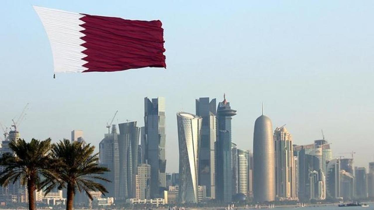 Moody's Katar'ın notunu düşürdü