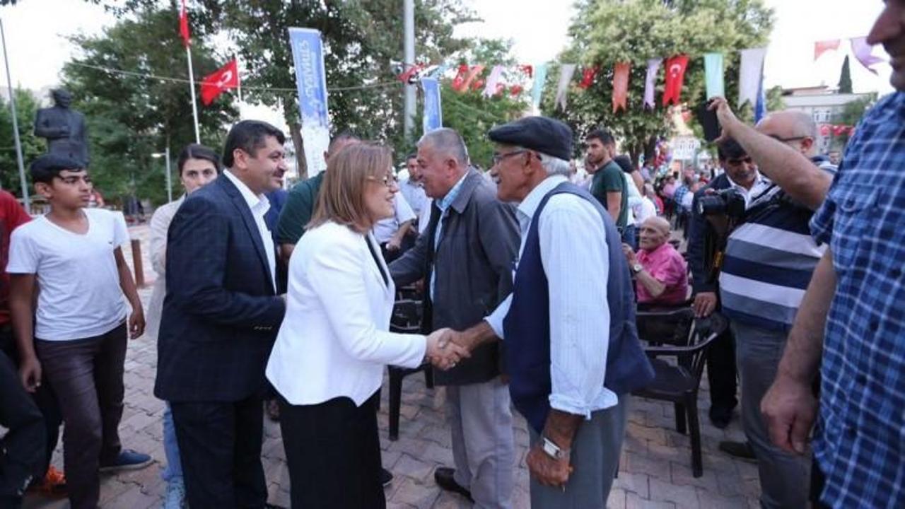 Şahin, iftar sofralarında vatandaşlarla buluşuyor