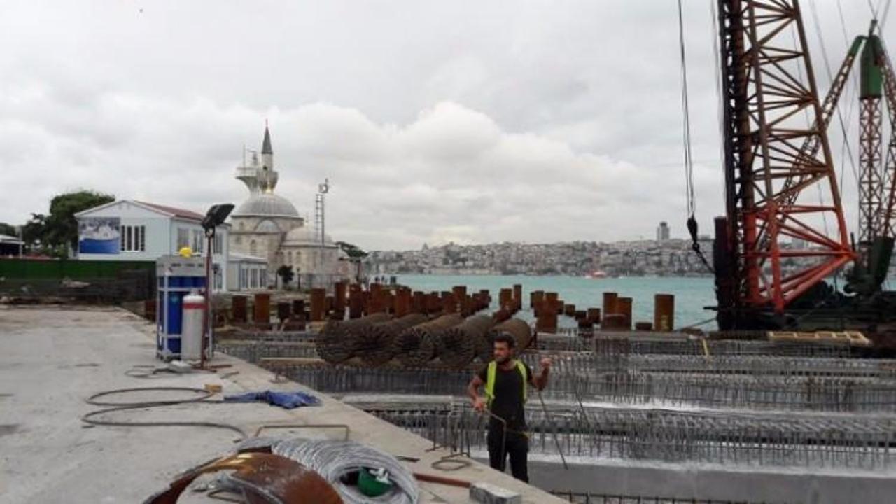 Şemsi Paşa Camisi önündeki çalışma durduruldu