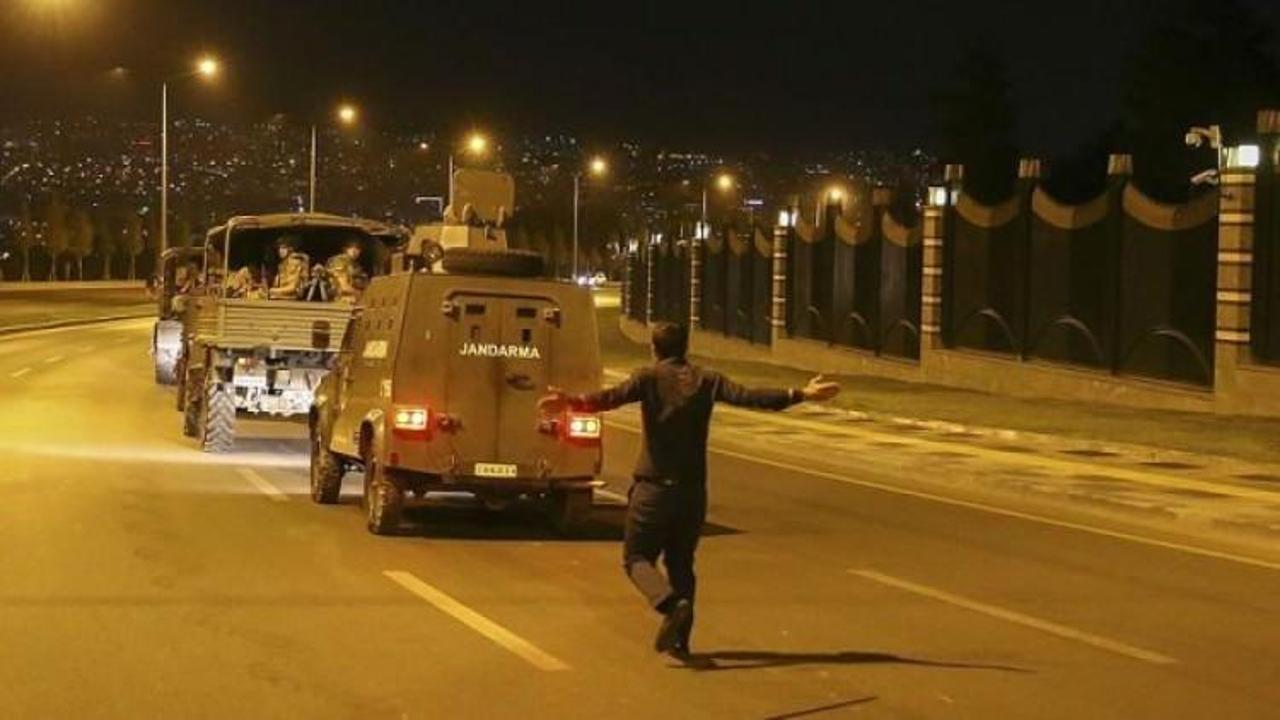 Darbeciler yaralılara yardım ederken ateş açmış!