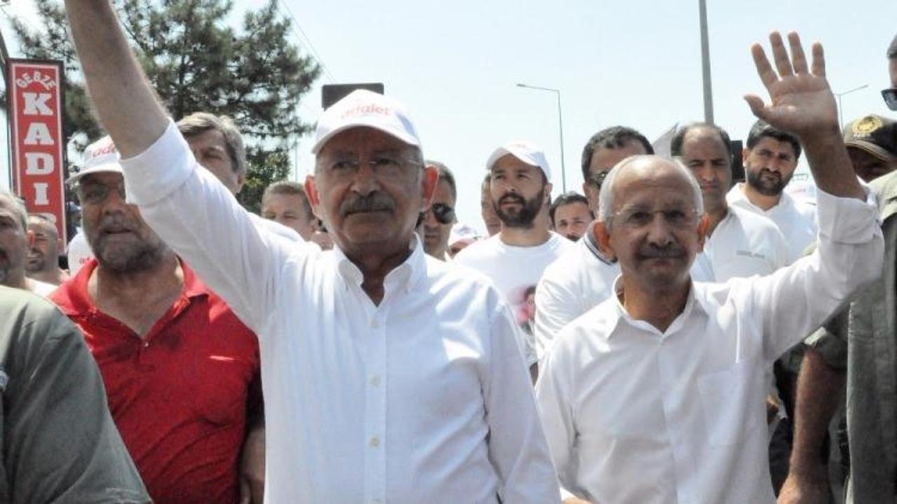 Kılıçdaroğlu dublörüyle yürüdü!