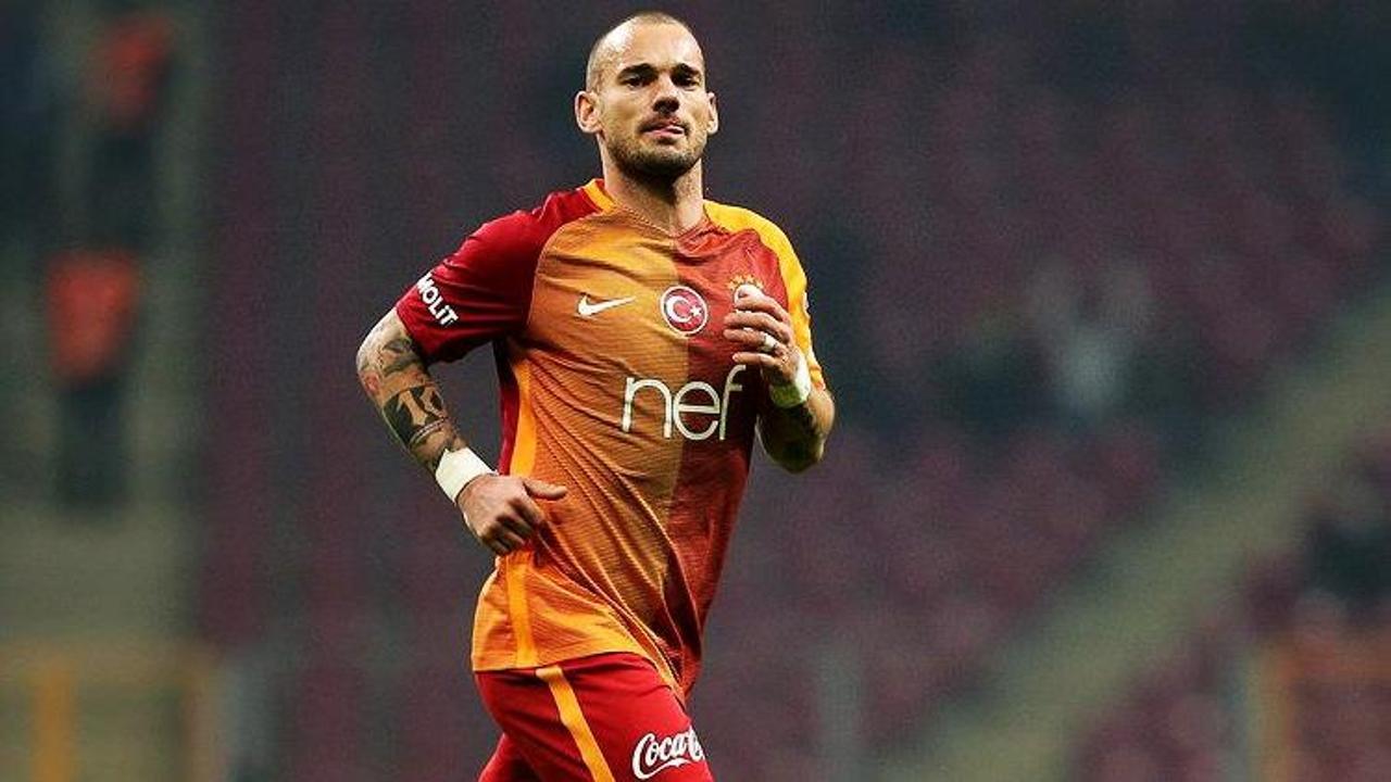 Özbek'ten Sneijder'e: Sözleşmeni feshetmezsen...