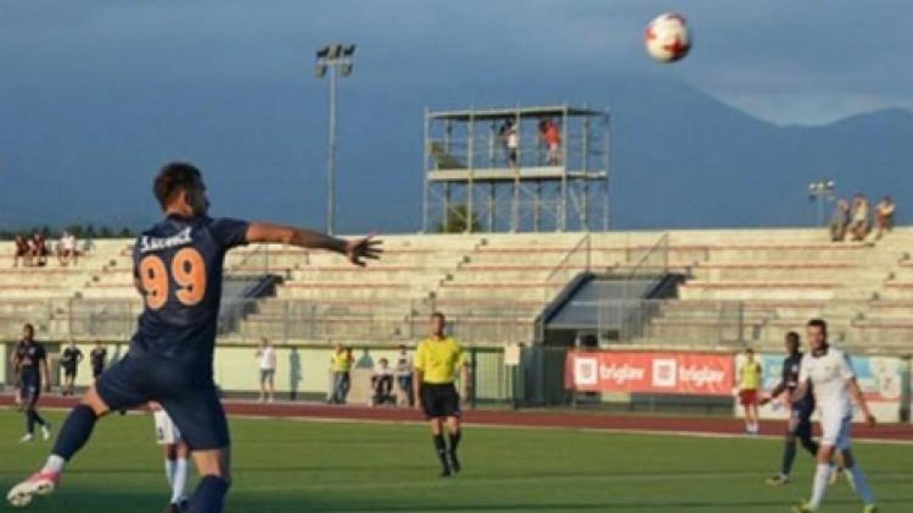 Başakşehir'den farklı prova!