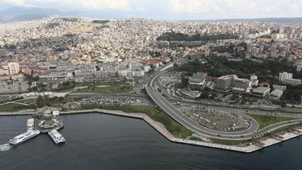 Grev nedeniyle İzmir'de hayat durdu