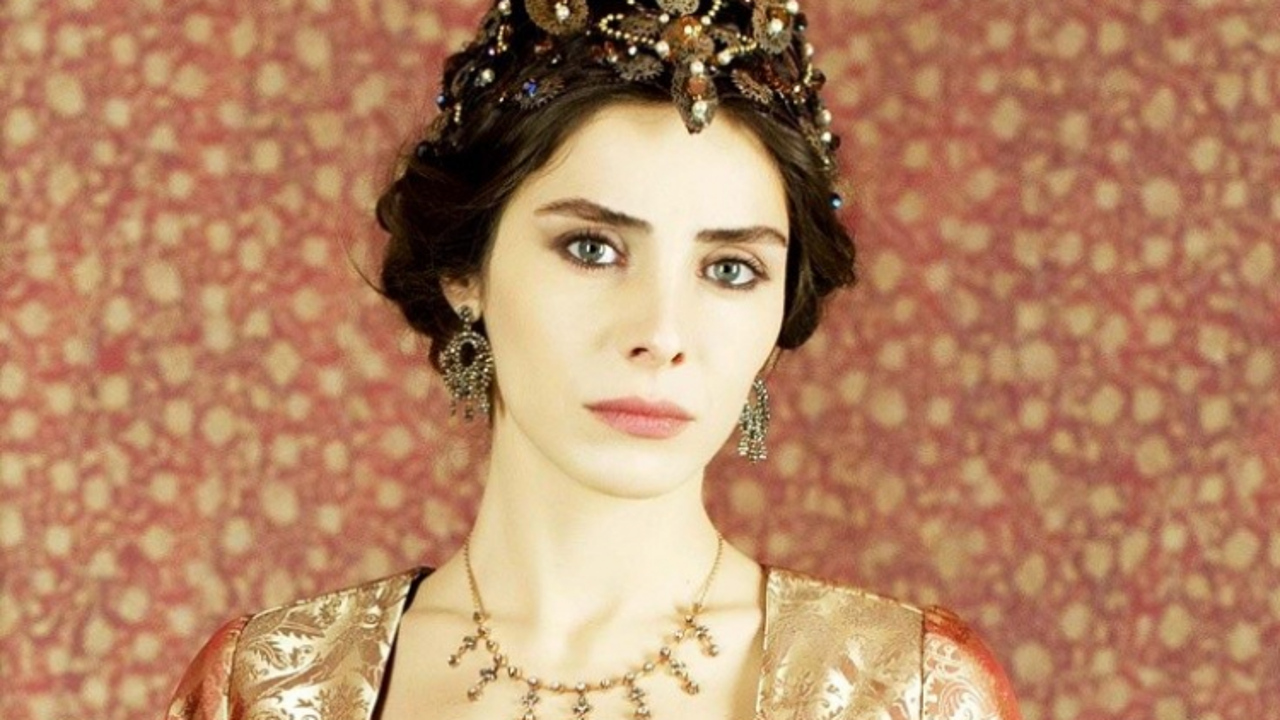 Nur Fettahoğlu'na Beyrut'tan &ouml;d&uuml;l